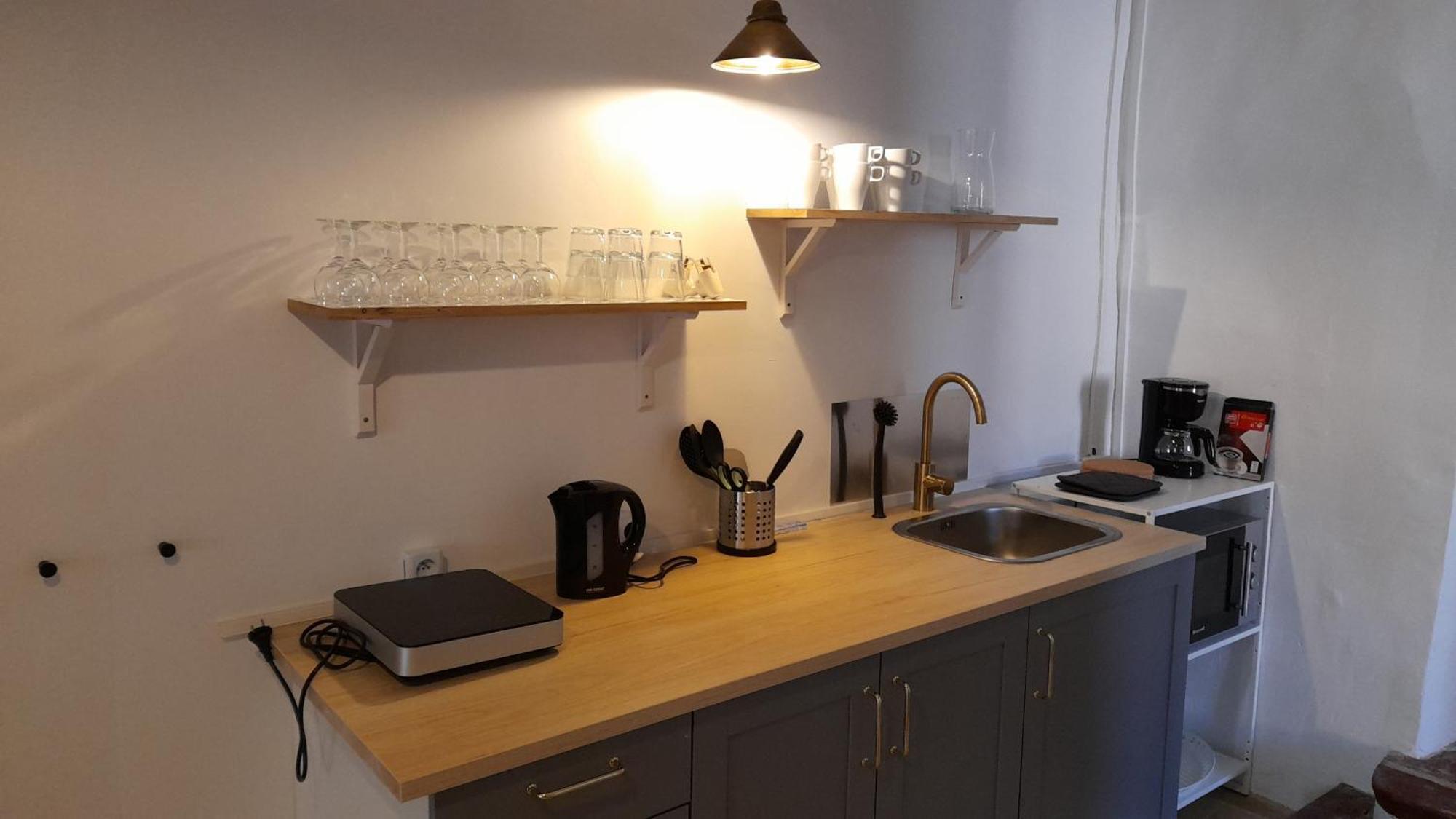 アンデューズ La Tour De Pezene Bed & Breakfast 部屋 写真