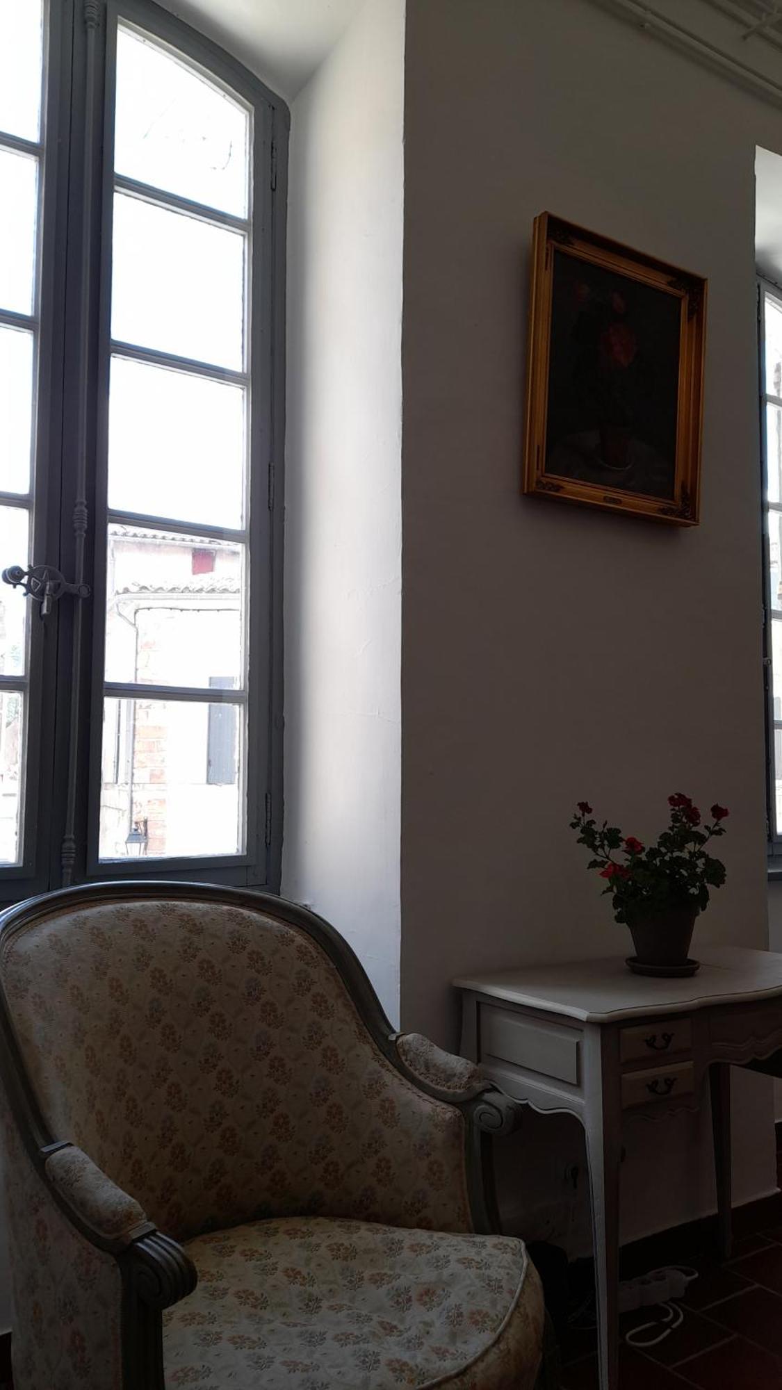 アンデューズ La Tour De Pezene Bed & Breakfast 部屋 写真
